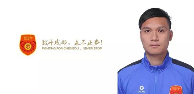 菲尔米诺父亲上周六突发心脏病去世，享年62岁多家媒体确认，上周六，前利物浦前锋菲尔米诺的父亲若泽-罗伯托-菲尔米诺突发心脏病去世，享年62岁。